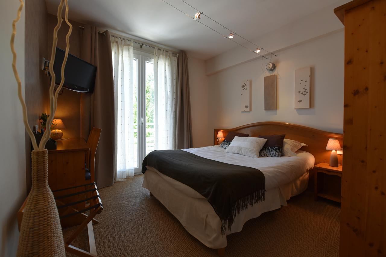 Logis Hotel Restaurant Le Castel Fleuri Saint-Jean-en-Royans Exteriér fotografie